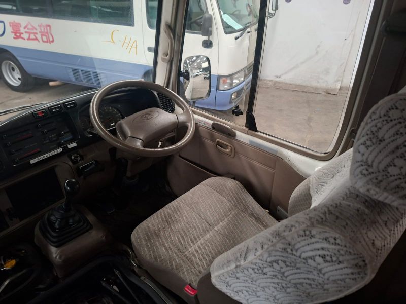  29248  TOYOTA COASTER  1999  