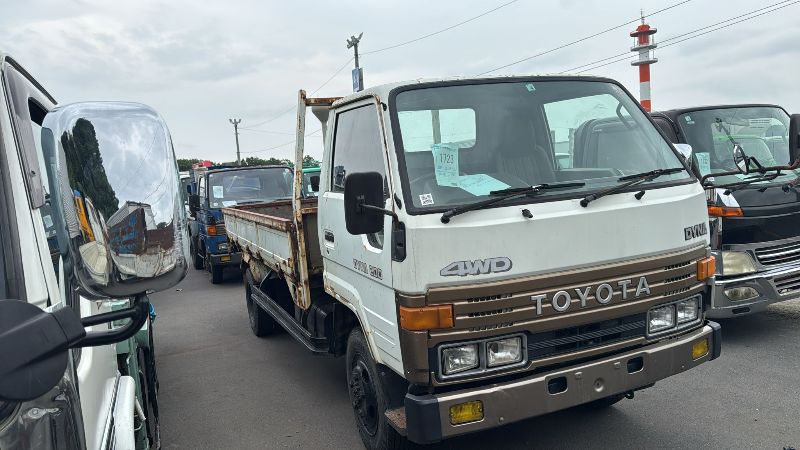 29251 TOYOTA DYNA 1989 