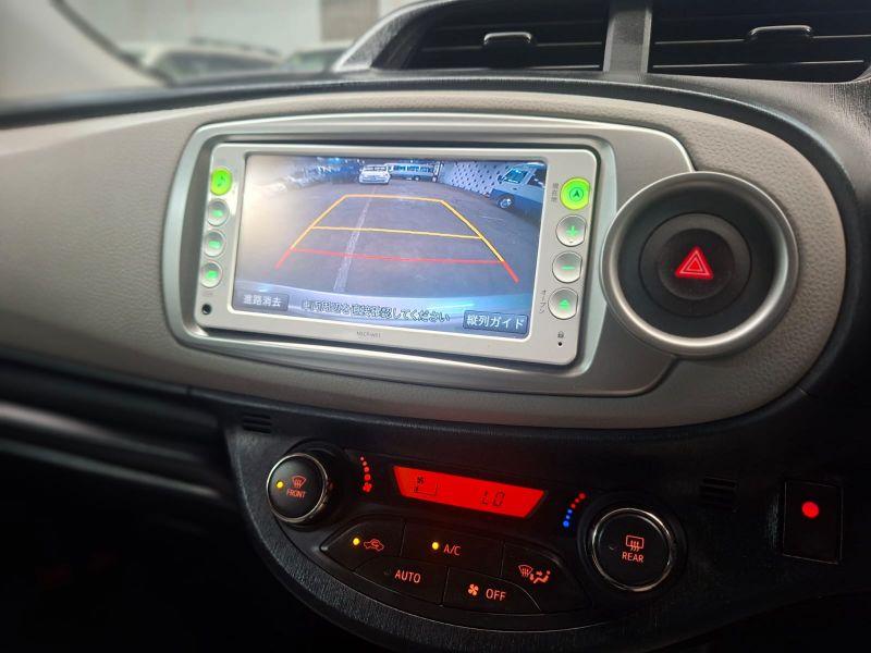  29257  TOYOTA VITZ  2012  