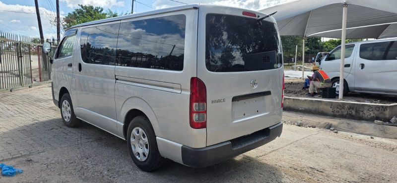  29258  TOYOTA HIACE -V  2016  
