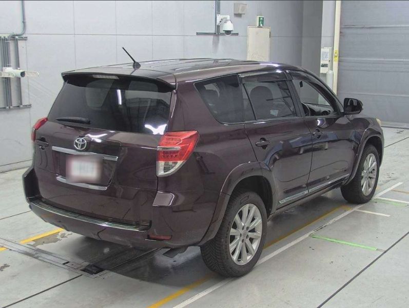  29266  TOYOTA VANGUARD  2010  