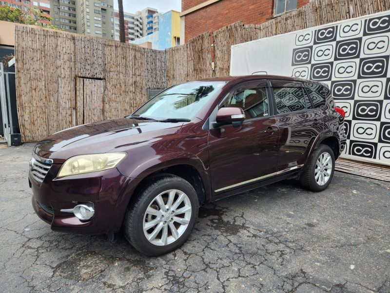 29266  TOYOTA VANGUARD  2010