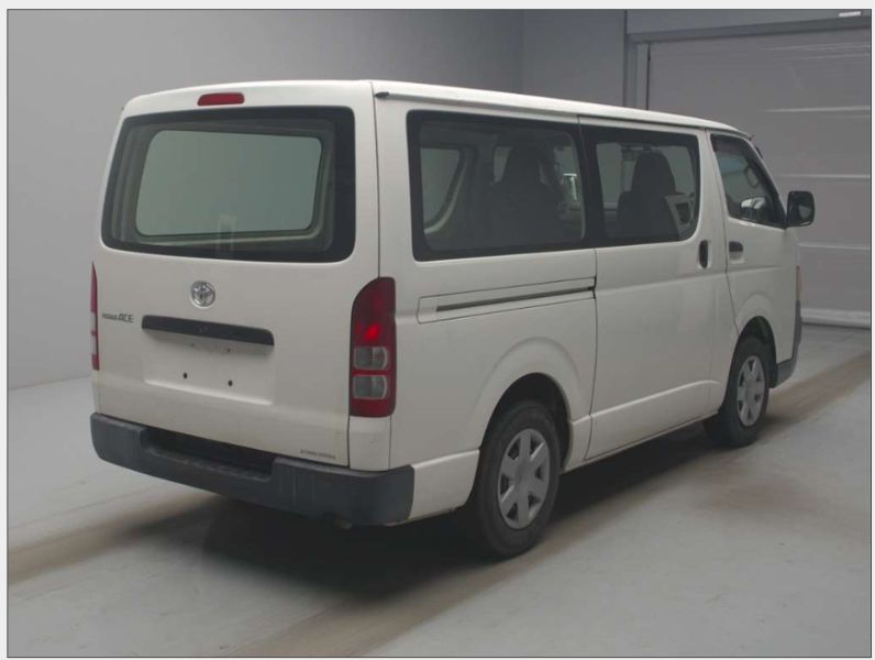  29272  TOYOTA REGIUS  2006  