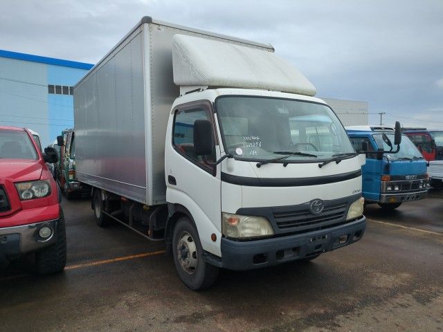 29273 TOYOTA DYNA 2009