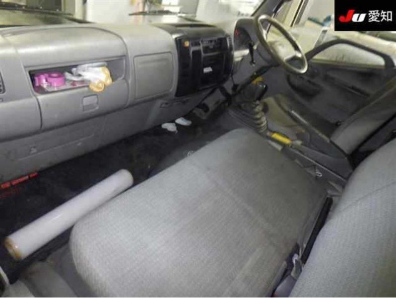  29277  TOYOTA DYNA  2003  