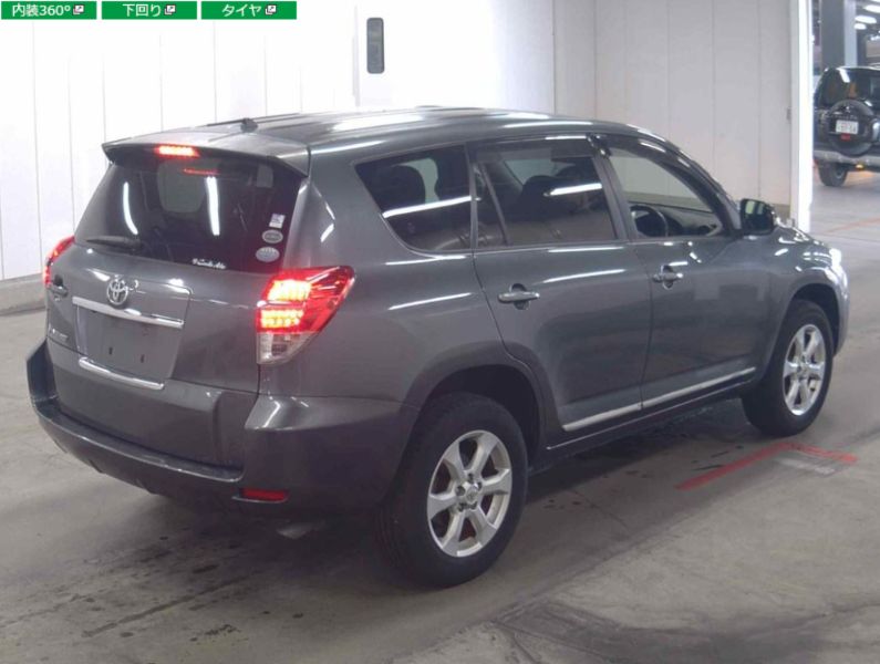  29303  TOYOTA VANGUARD  2010  