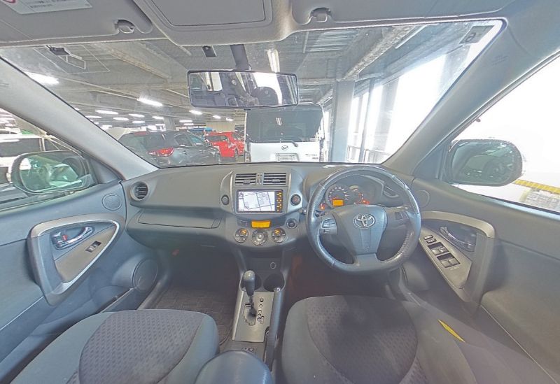  29303  TOYOTA VANGUARD  2010  