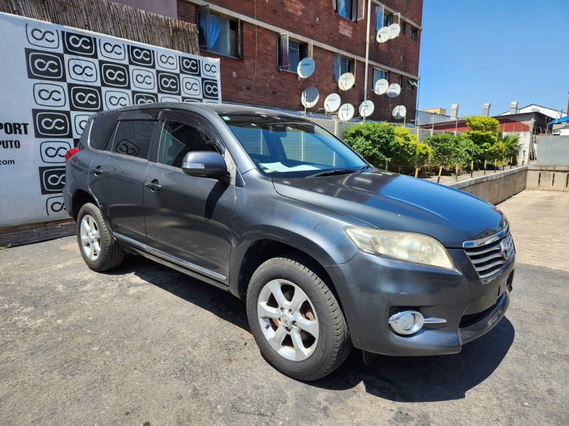  29303  TOYOTA VANGUARD  2010  