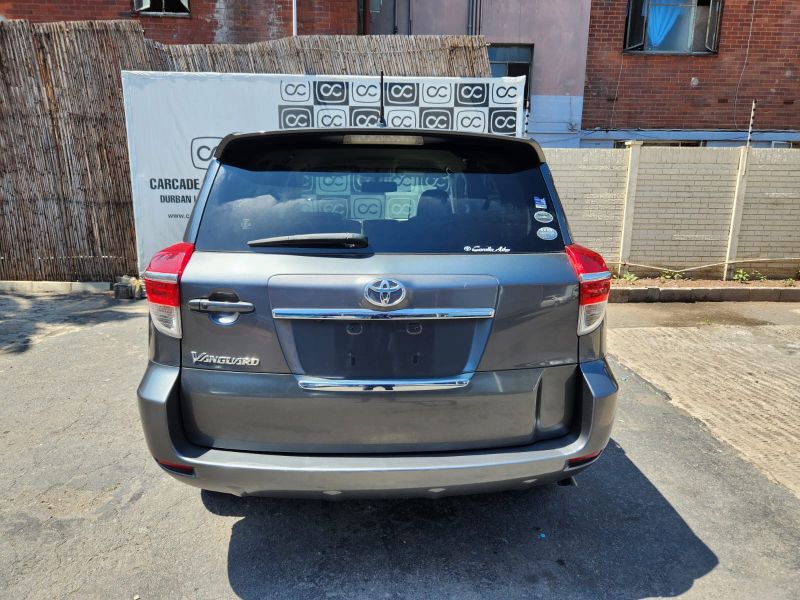  29303  TOYOTA VANGUARD  2010  