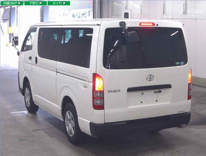 29306  TOYOTA HIACE  2017  