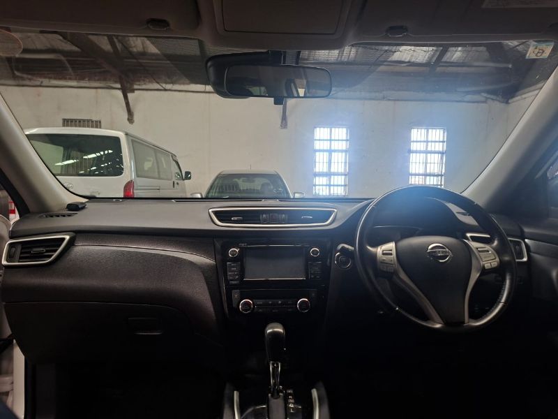  29312  NISSAN X-TRAIL  2017  