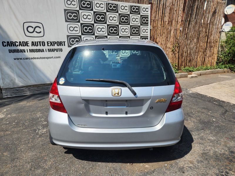  29322  HONDA FIT  2002  