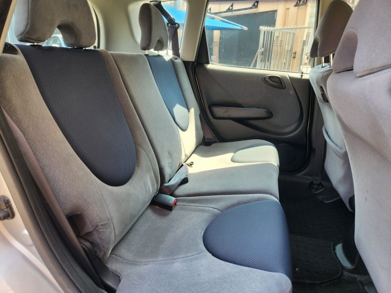  29322  HONDA FIT  2002  