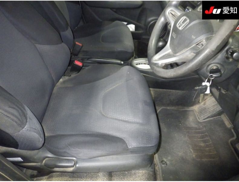  29323  HONDA FIT  2010  
