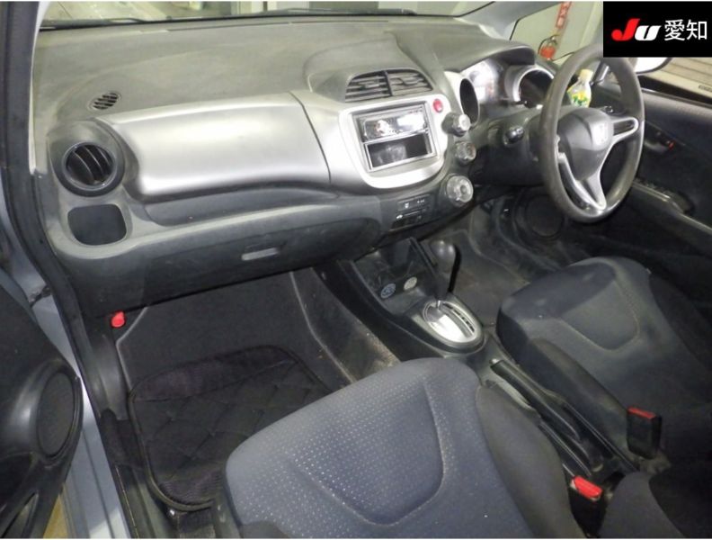  29323  HONDA FIT  2010  