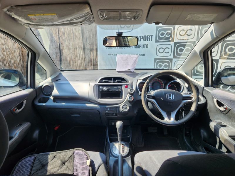  29323  HONDA FIT  2010  