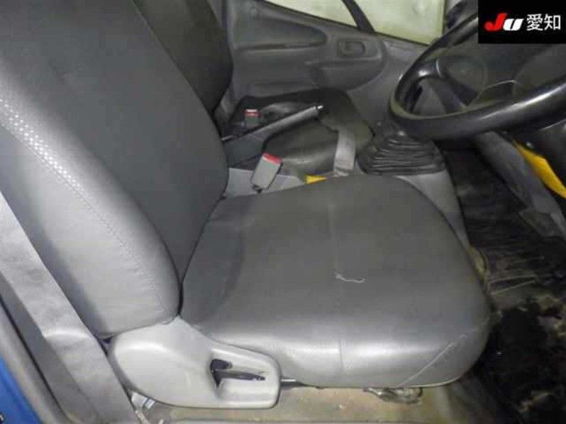  29327  TOYOTA TOYOACE  2017  