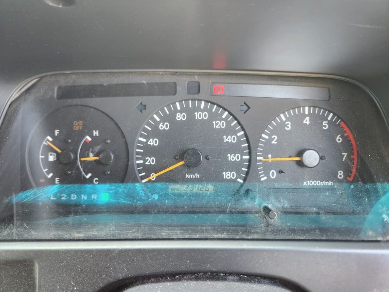  29332  TOYOTA HIACE  2001  