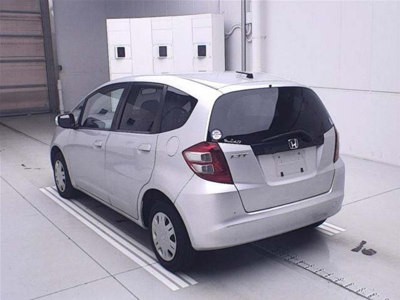  29335  HONDA FIT  2010  