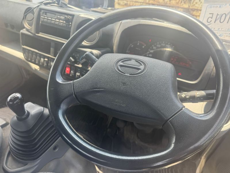  29336  HINO DUTRO  2015  