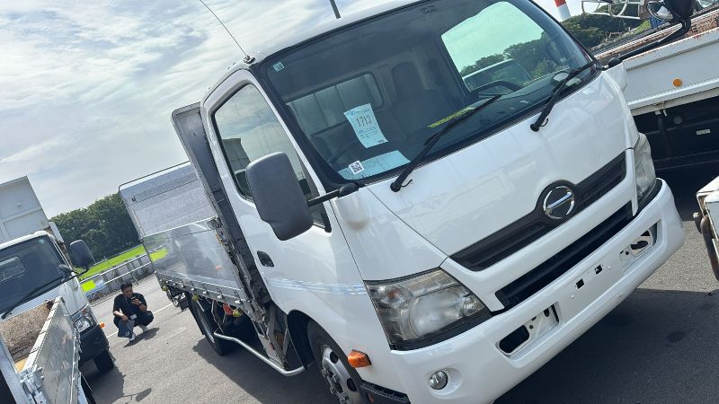 29342 HINO DUTRO 2013 