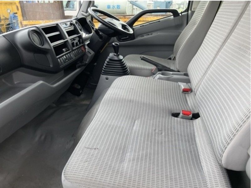  29343  TOYOTA DYNA  2013  
