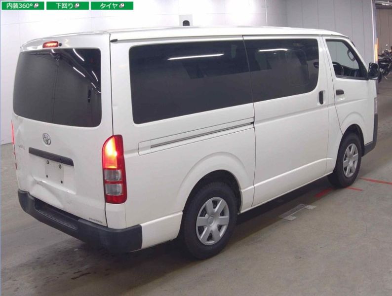  29366  TOYOTA HIACE  2016  