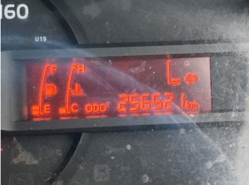  29372  TOYOTA DYNA  2011  