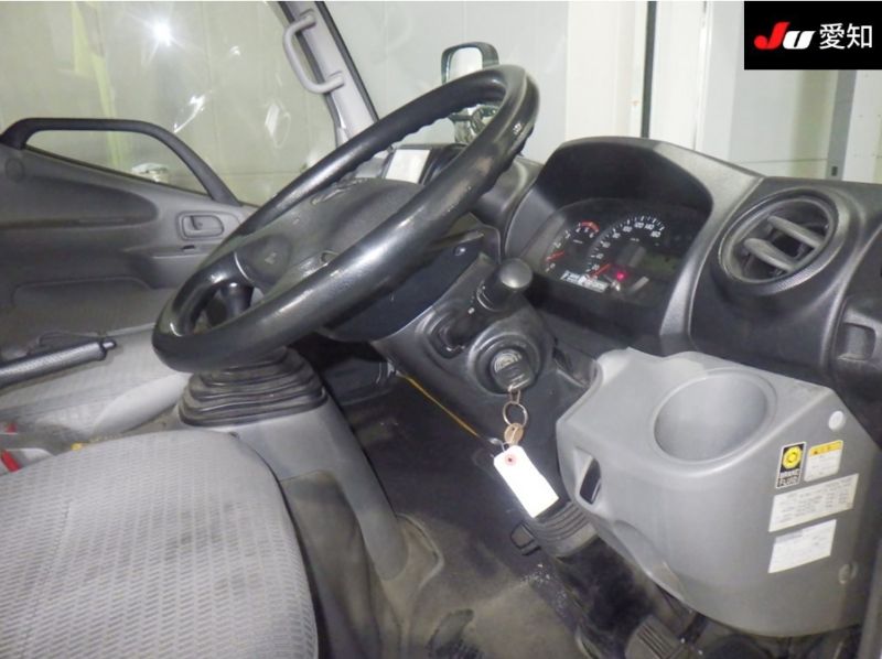  29380  TOYOTA TOYOACE  2016  