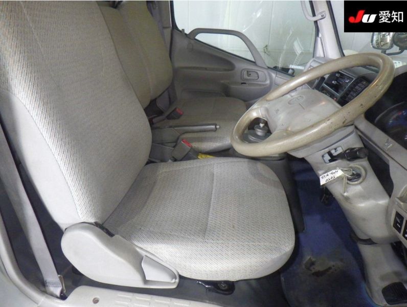  29382  TOYOTA TOYOACE  2001  