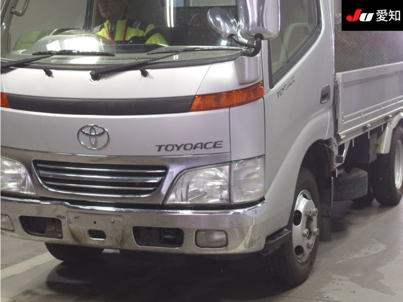  29382  TOYOTA TOYOACE  2001  