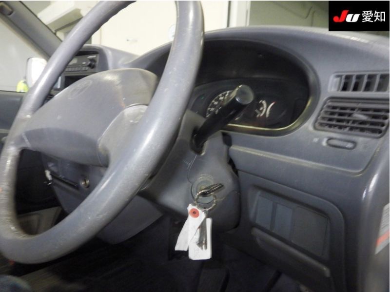  29384  TOYOTA LITEACE  2000  
