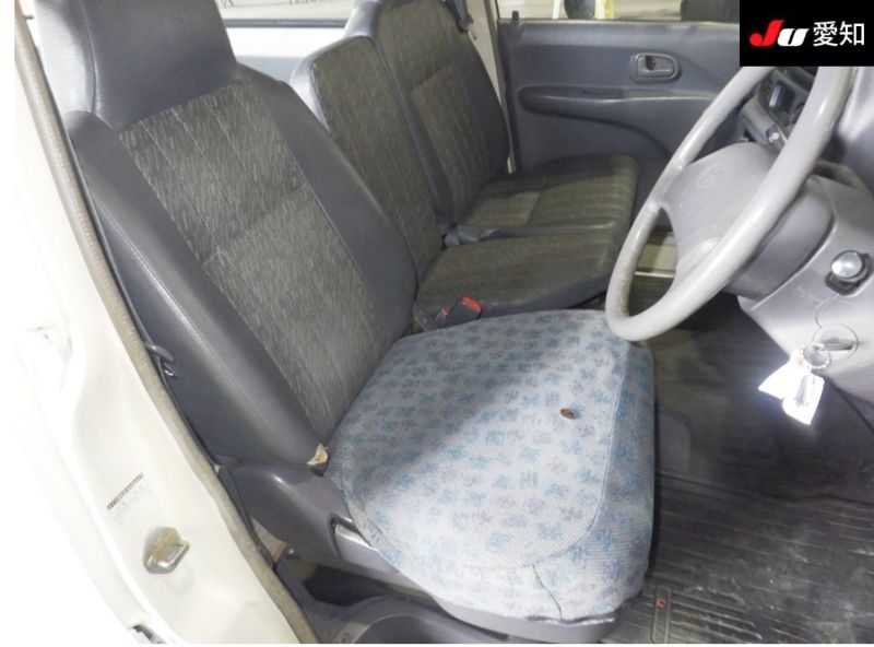  29384  TOYOTA LITEACE  2000  