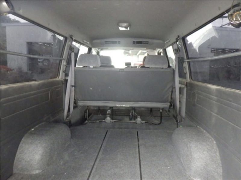  29385  TOYOTA HIACE  2003  