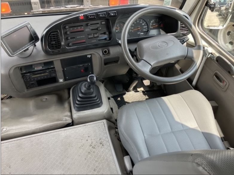  29389  HINO LIESSE BUS  2003  
