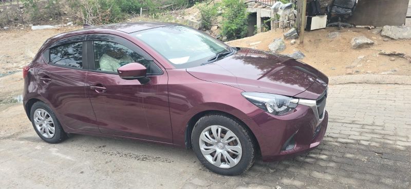  29396  MAZDA DEMIO  2017  