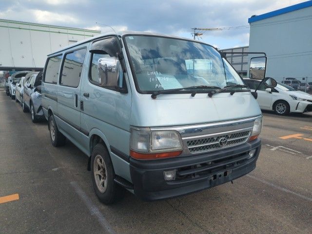  29399  TOYOTA HIACE  2001 