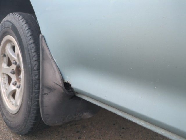 29399  TOYOTA HIACE  2001