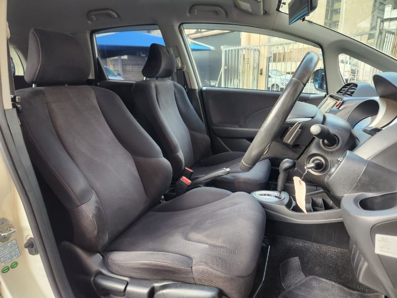  29409  HONDA FIT  2008  