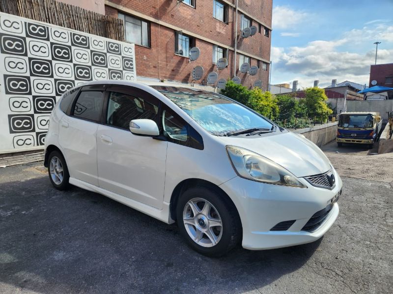  29411  HONDA FIT  2009  