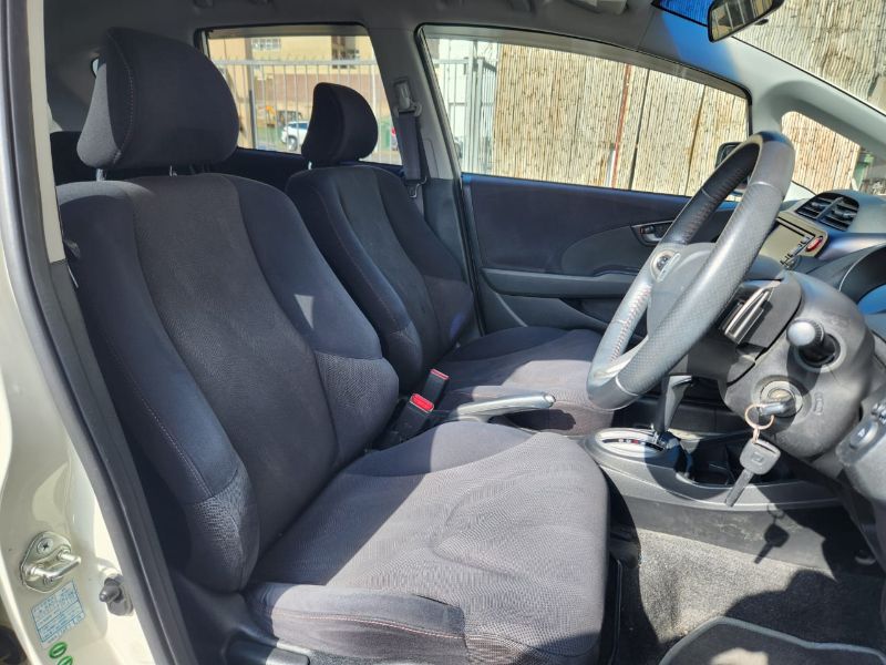  29411  HONDA FIT  2009  