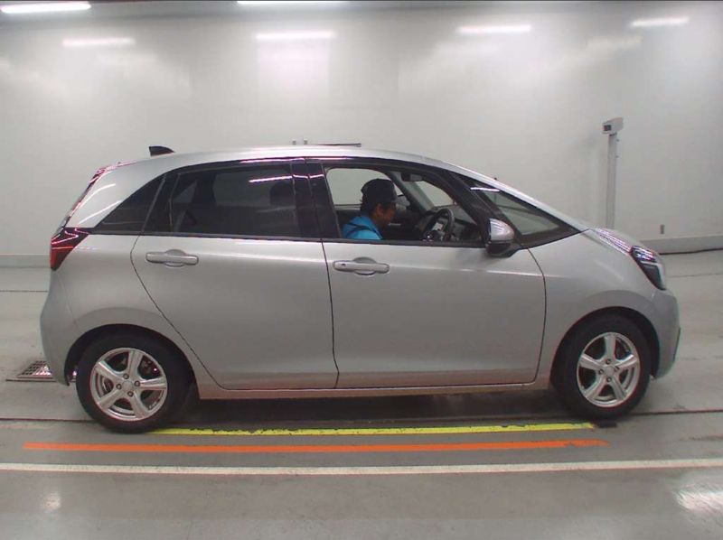  29413  HONDA FIT  2020  