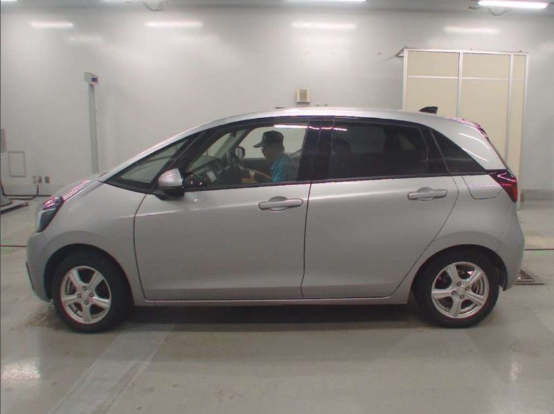  29413  HONDA FIT  2020  