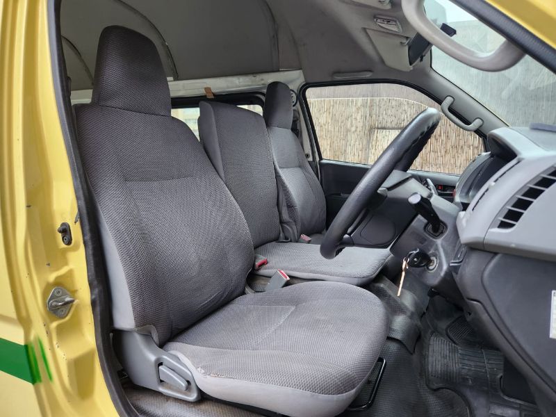  29418  TOYOTA HIACE  2008  