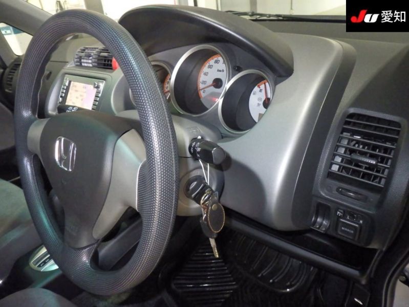  29424  HONDA FIT  2005  