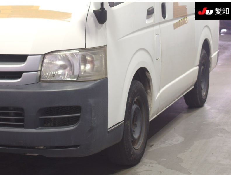  29425  TOYOTA HIACE  2010  