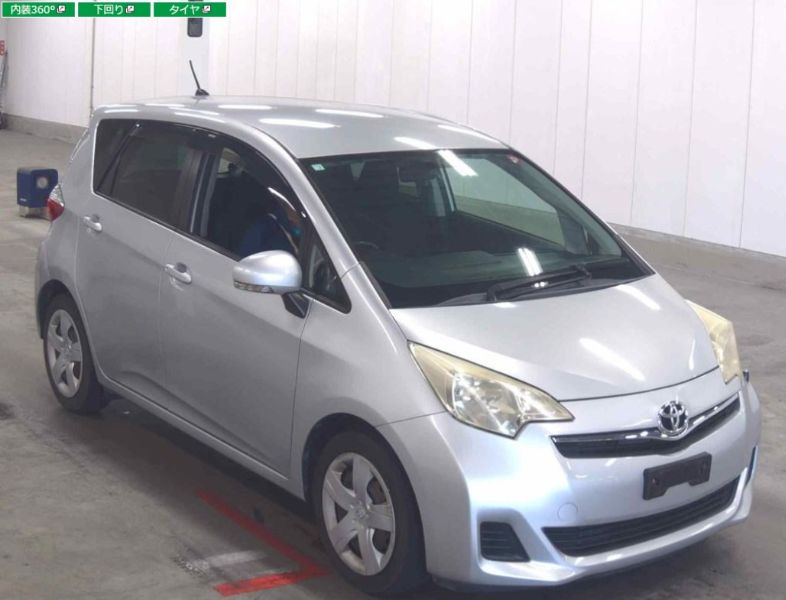 29435 TOYOTA RACTIS 2010