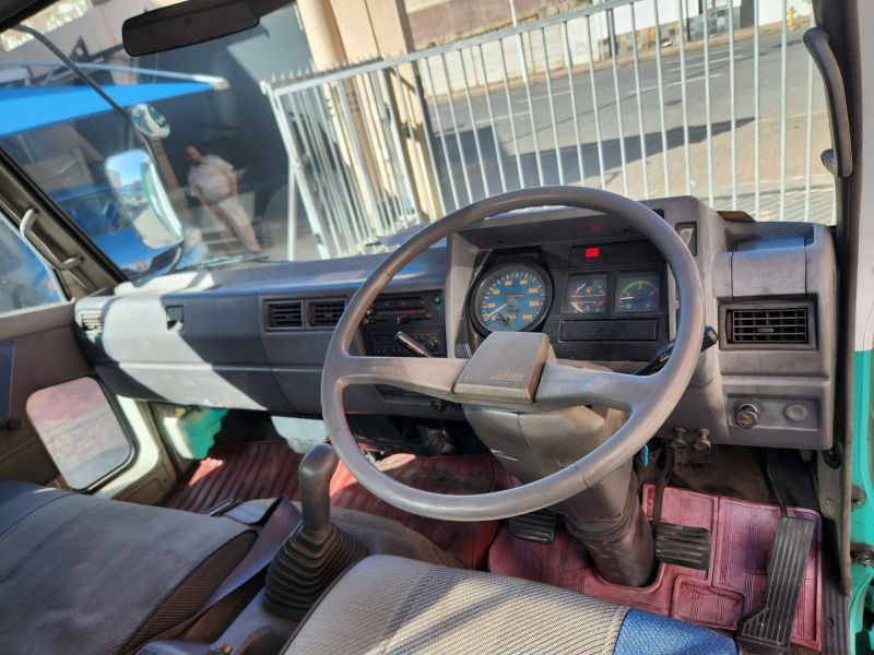 29437  HINO RANGER  1991