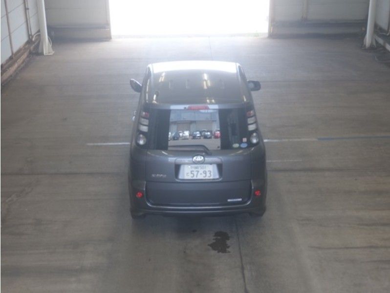  29439  TOYOTA SIENTA  2010  