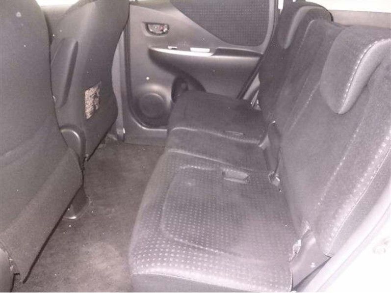  29442  TOYOTA RACTIS  2010  